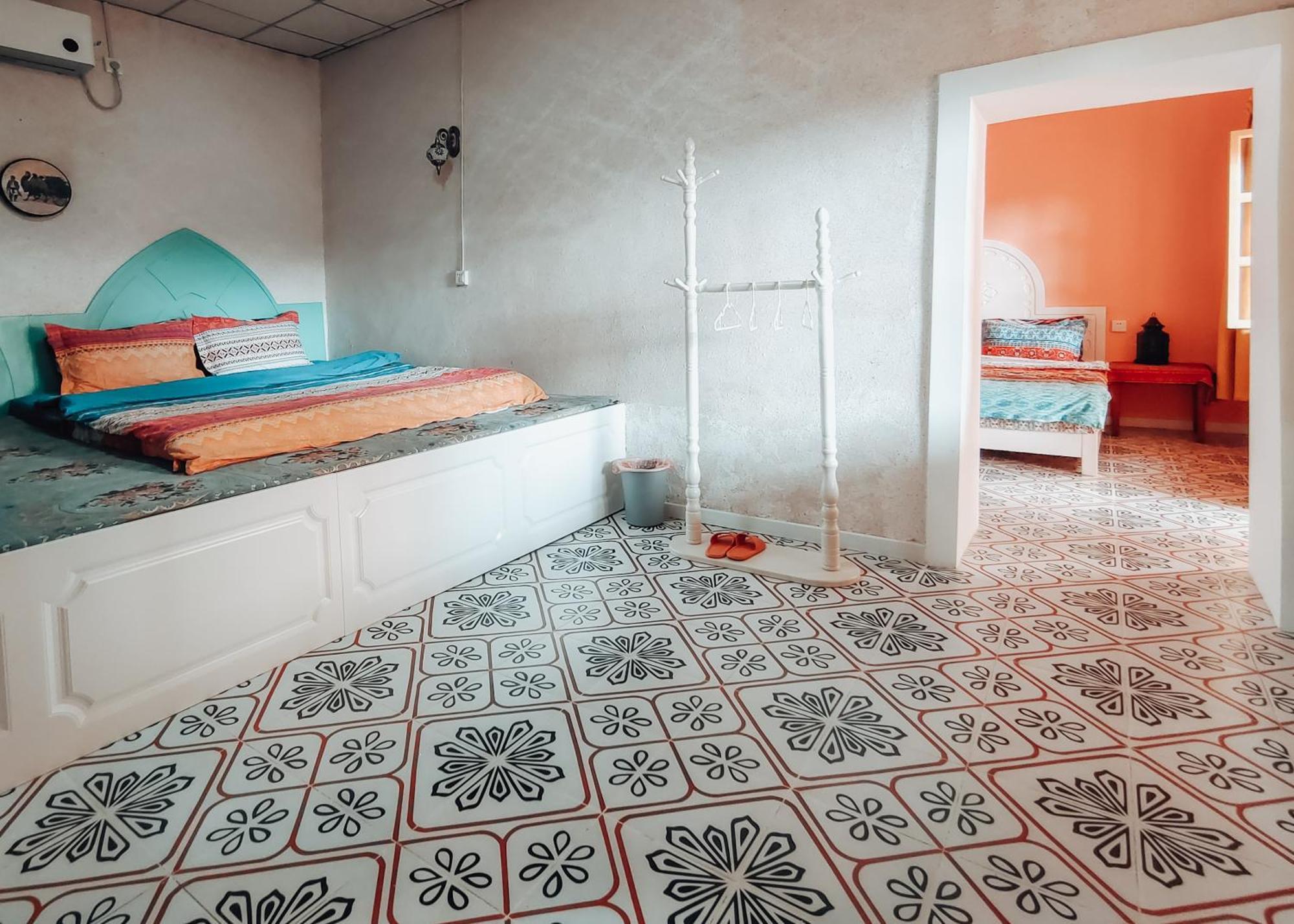 New Dap Hostel Turpan Exteriör bild
