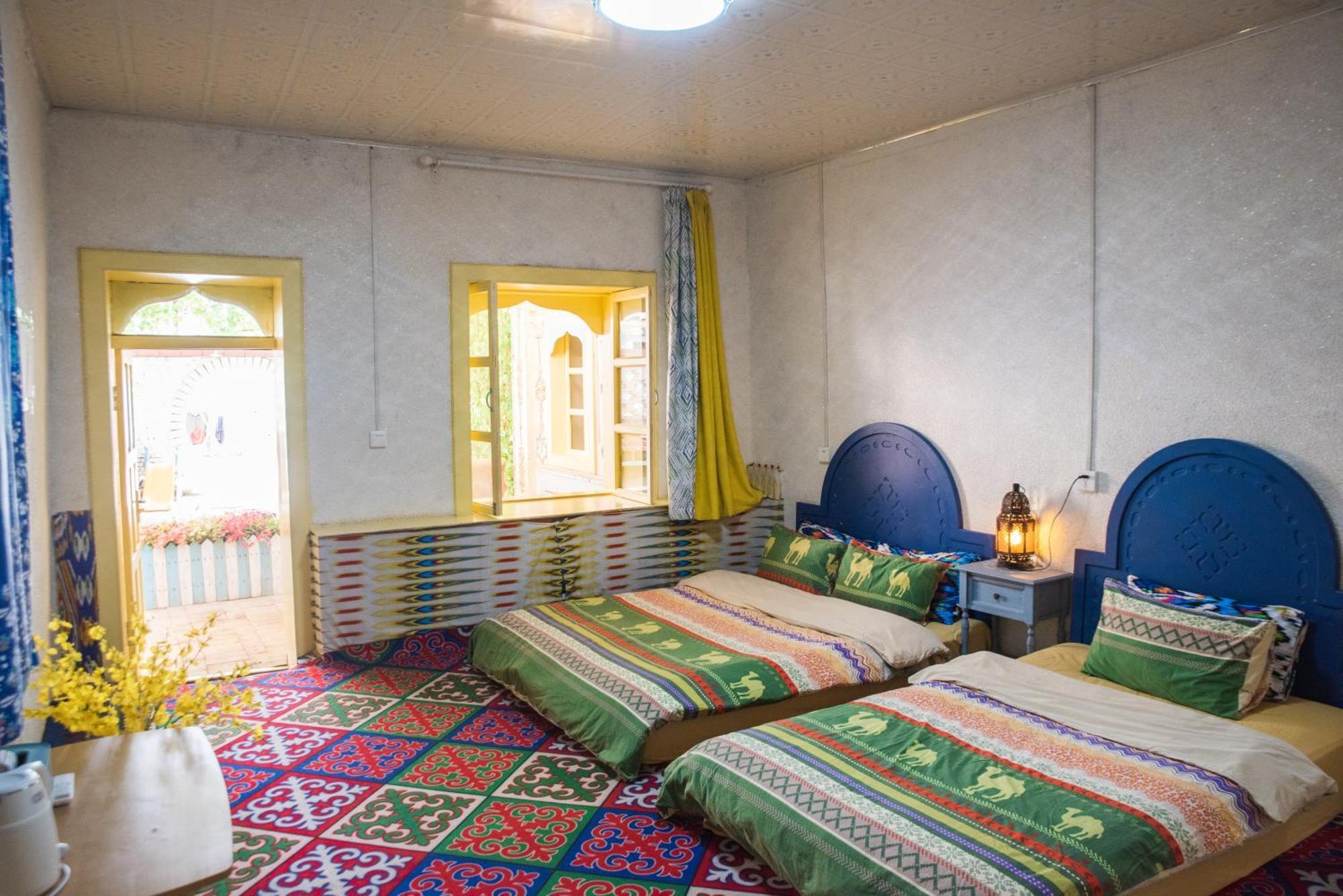 New Dap Hostel Turpan Exteriör bild